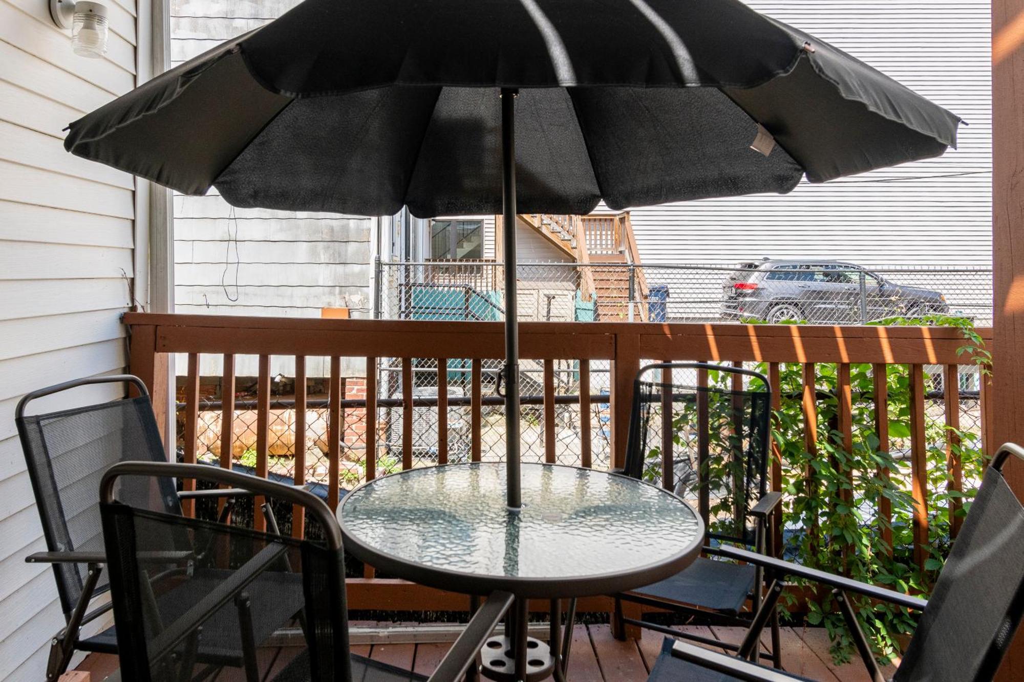 Cozy Apartment At Washington Dc! Sun Filled & Comfortable! 외부 사진